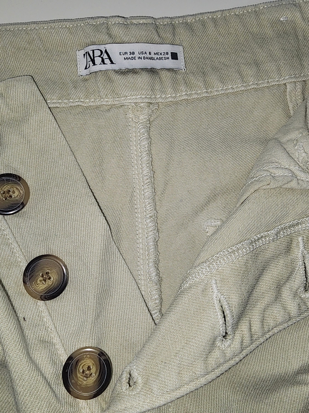 Zara Wide Leg Button-Front Jeans in Light Beige - Picture 7 of 7
